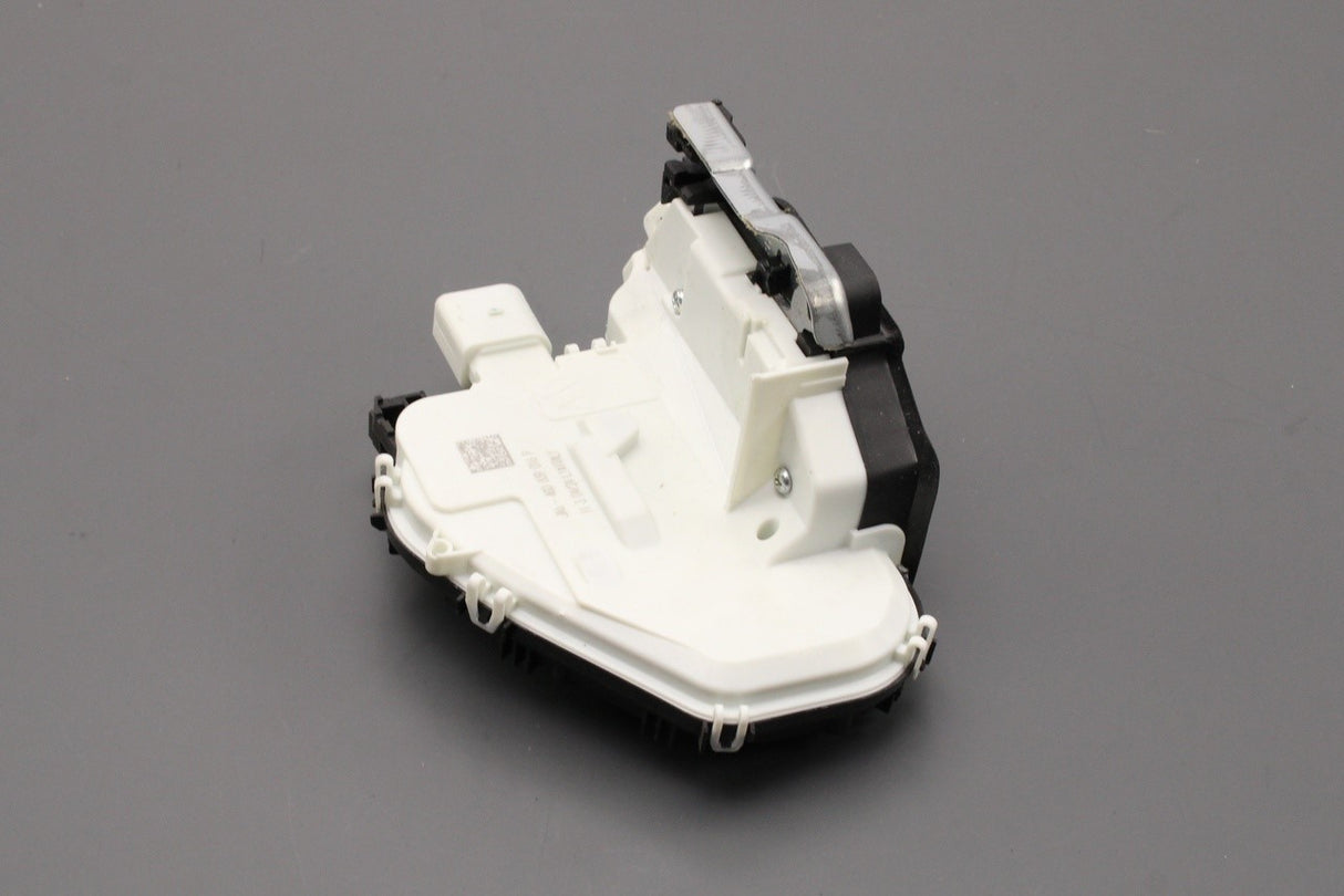 Audi A4 RS4 2016-on A5 RS5 2017-on Q5 rear door lock (right) 4G0839016P