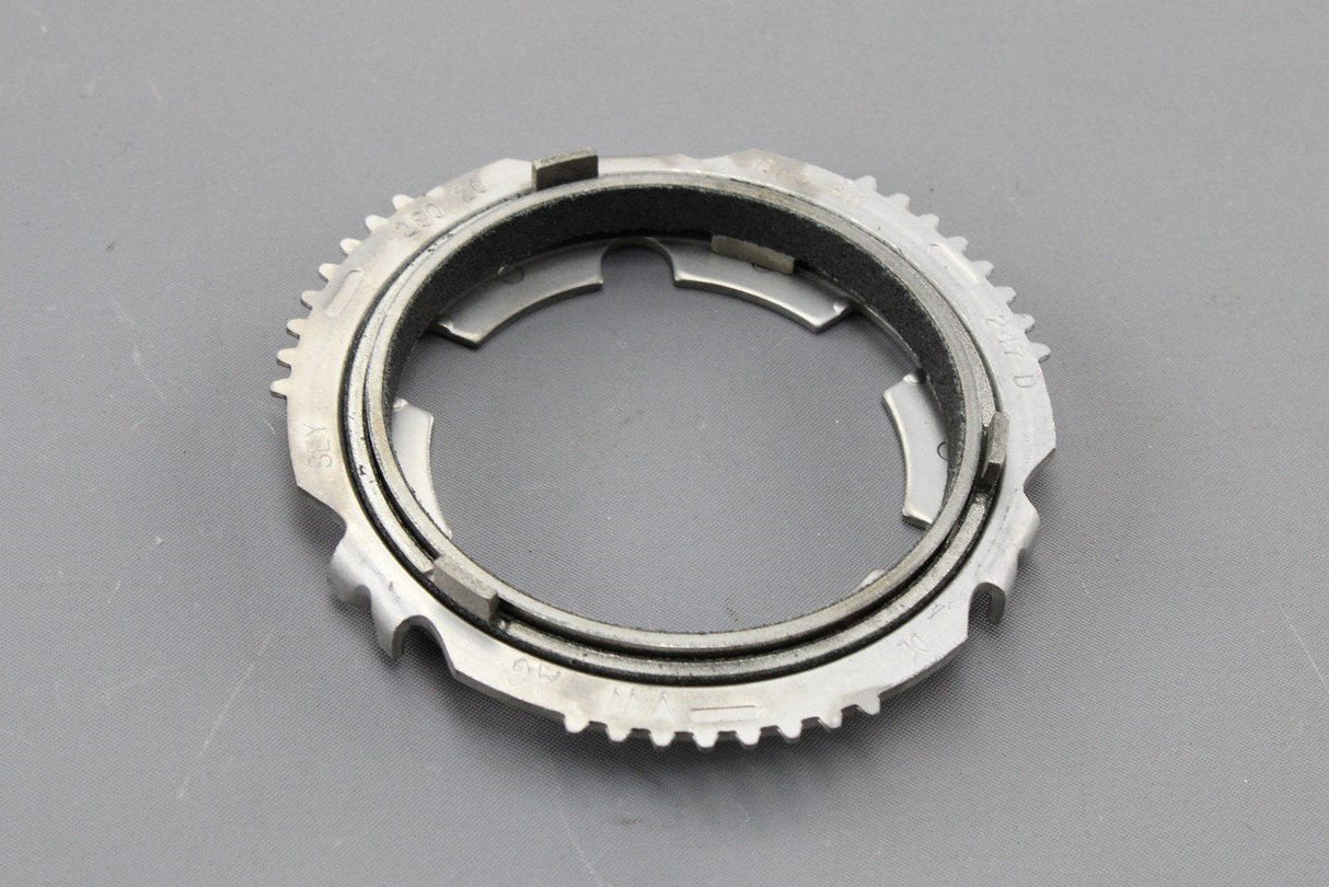 VW Transporter California T6 1/2 gearbox gear synchro rings 0A5311197A