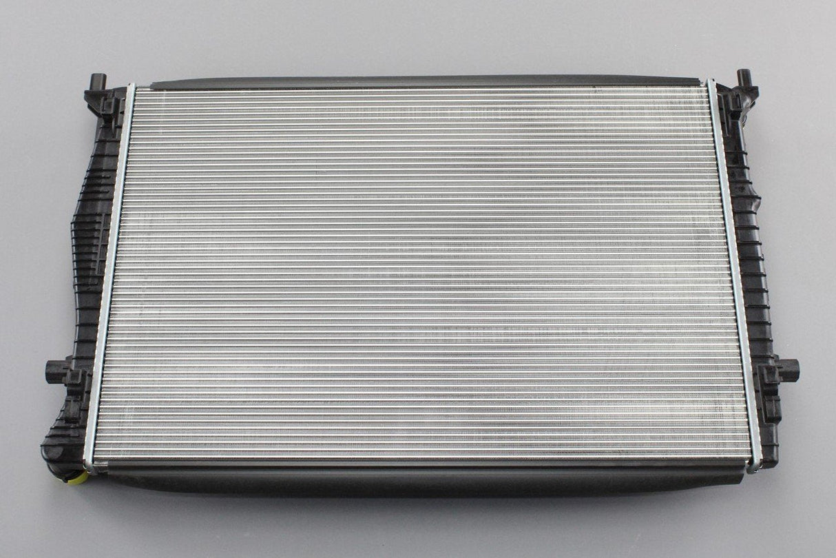 VW Golf MK7 7.5 A3 Leon Octavia 1.2 1.4 TSI coolant radiator 5Q0121251EA