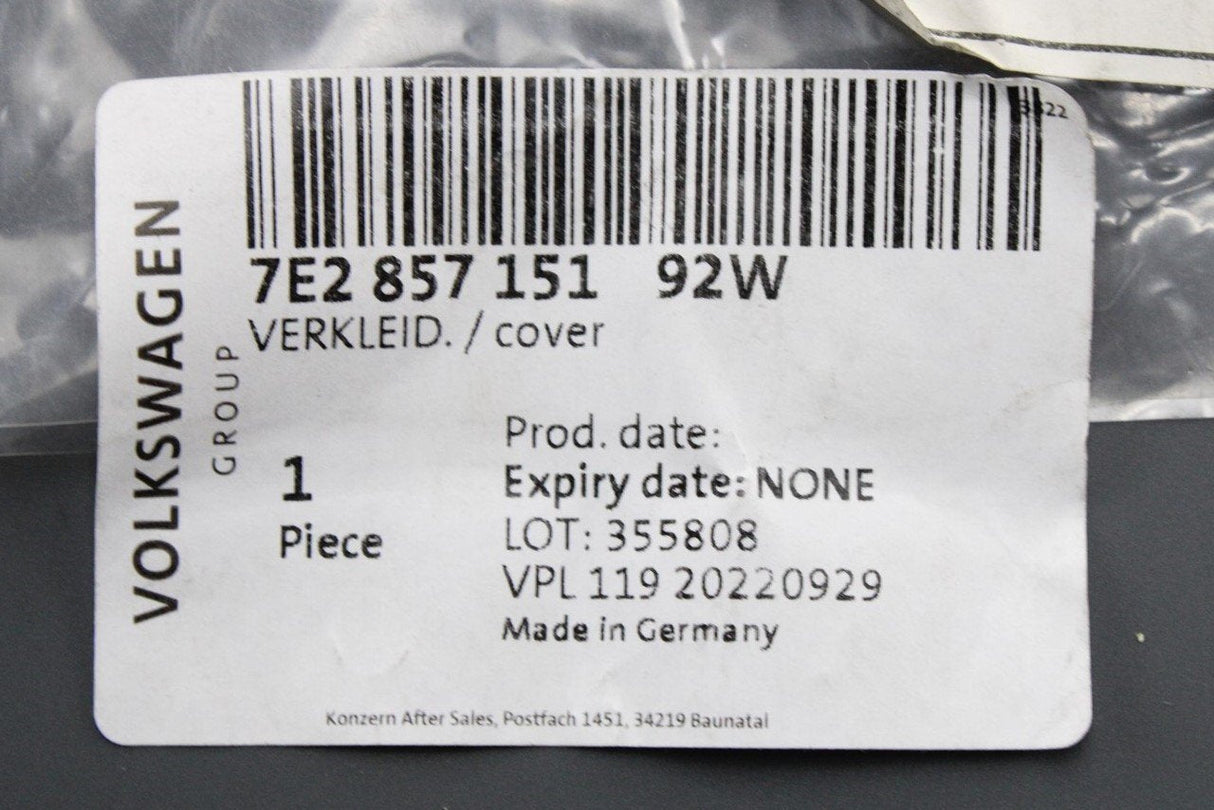 VW Transporter T6 16-19 centre lower dashboard cover trim 7E2857151 92W