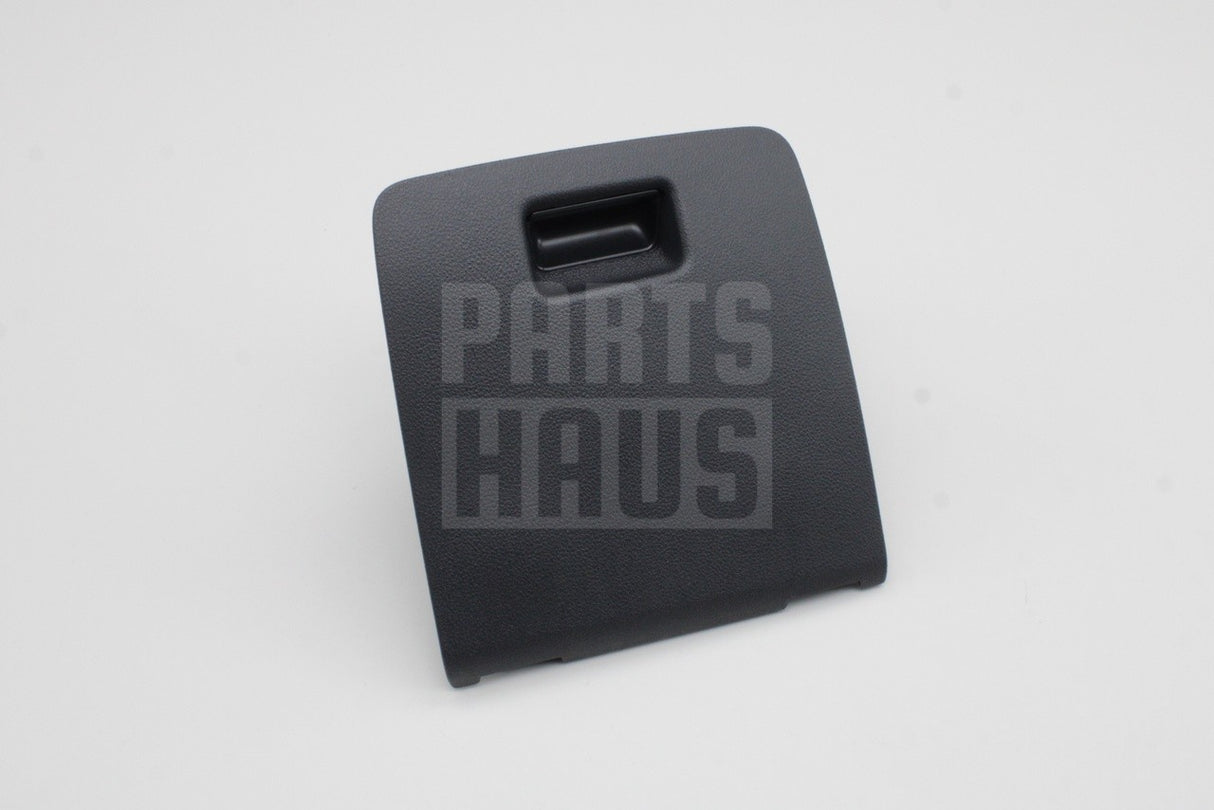 Skoda Octavia 20-on drivers dashboard stowage compartment 5E8857919 9B9