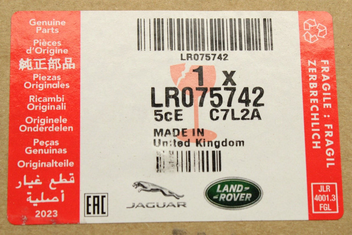 Land Rover Discovery Sport 15-on wing mirror housing (right) LR075742