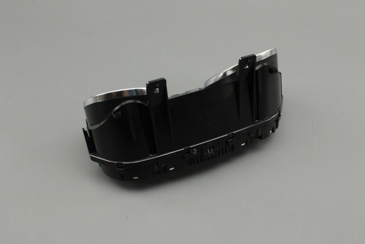 Land Rover Discovery Sport 15-on 2.0 speedo instrument cluster LR133335