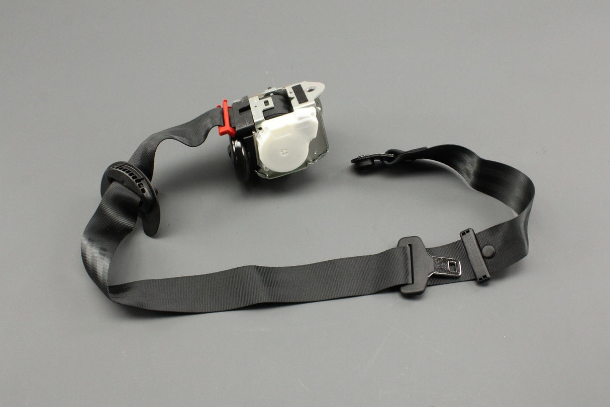 Land Rover Range Rover Evoque 19-on seat belt (front right) LR149778