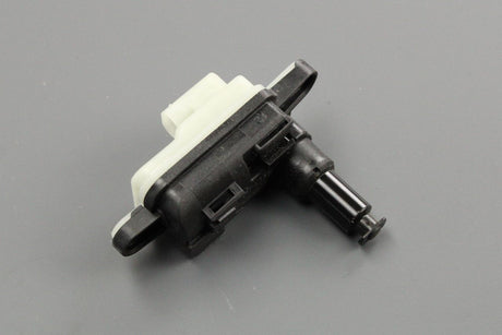VW Golf MK8 Passat B8 Audi R8 Skoda Rapid fuel flap actuator 510810773B