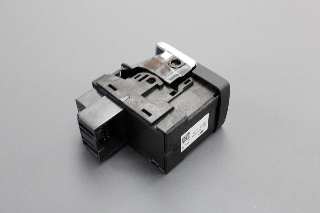 Audi Q3 RSQ3 14-18 handbrake parking brake switch 8U0927225F 6PS