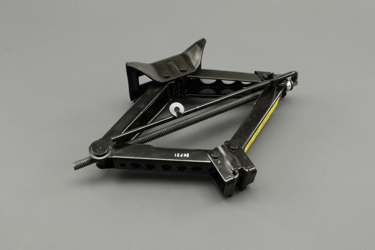 Range Rover Evoque 2019-on spare wheel tool kit jack LR114194