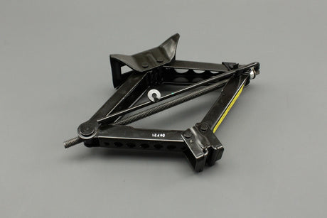 Range Rover Evoque 2019-on spare wheel tool kit jack LR114194