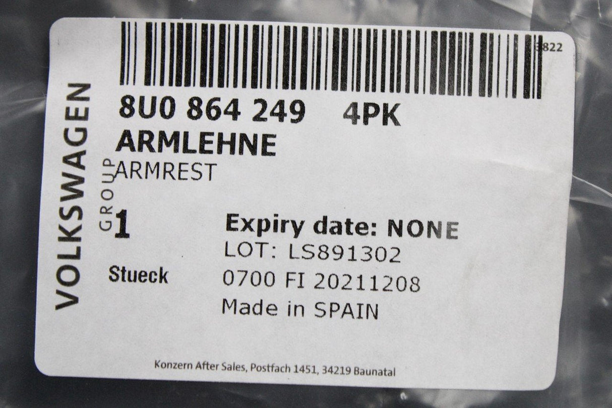 Audi Q3 RSQ3 2012-2018 lower part armrest trim cover 8U0864249 4PK