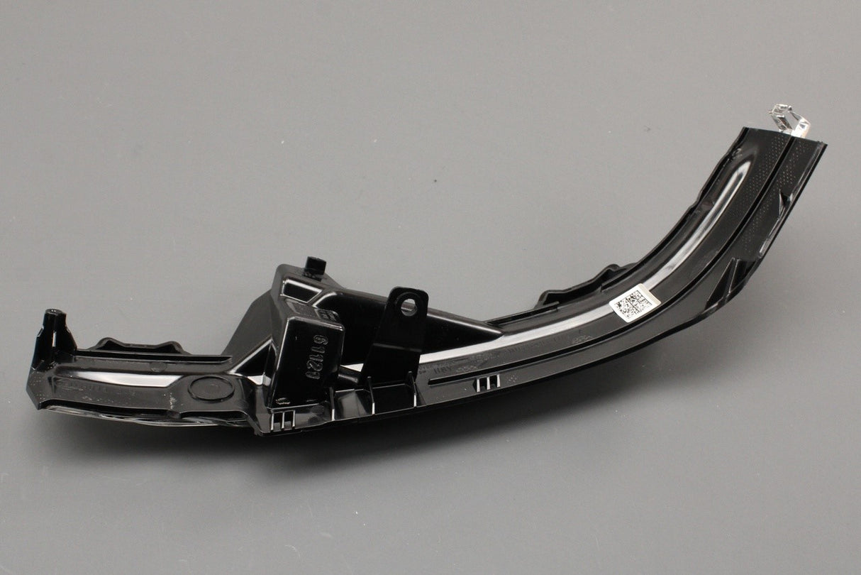 Audi Q7 2016-on wing mirror indicator (right) 4M0949102A