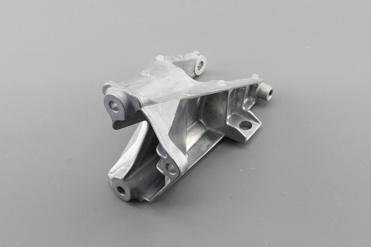 VW Transporter Caravelle T5.1 T6 2010-20 Front engine support 7E0199343C