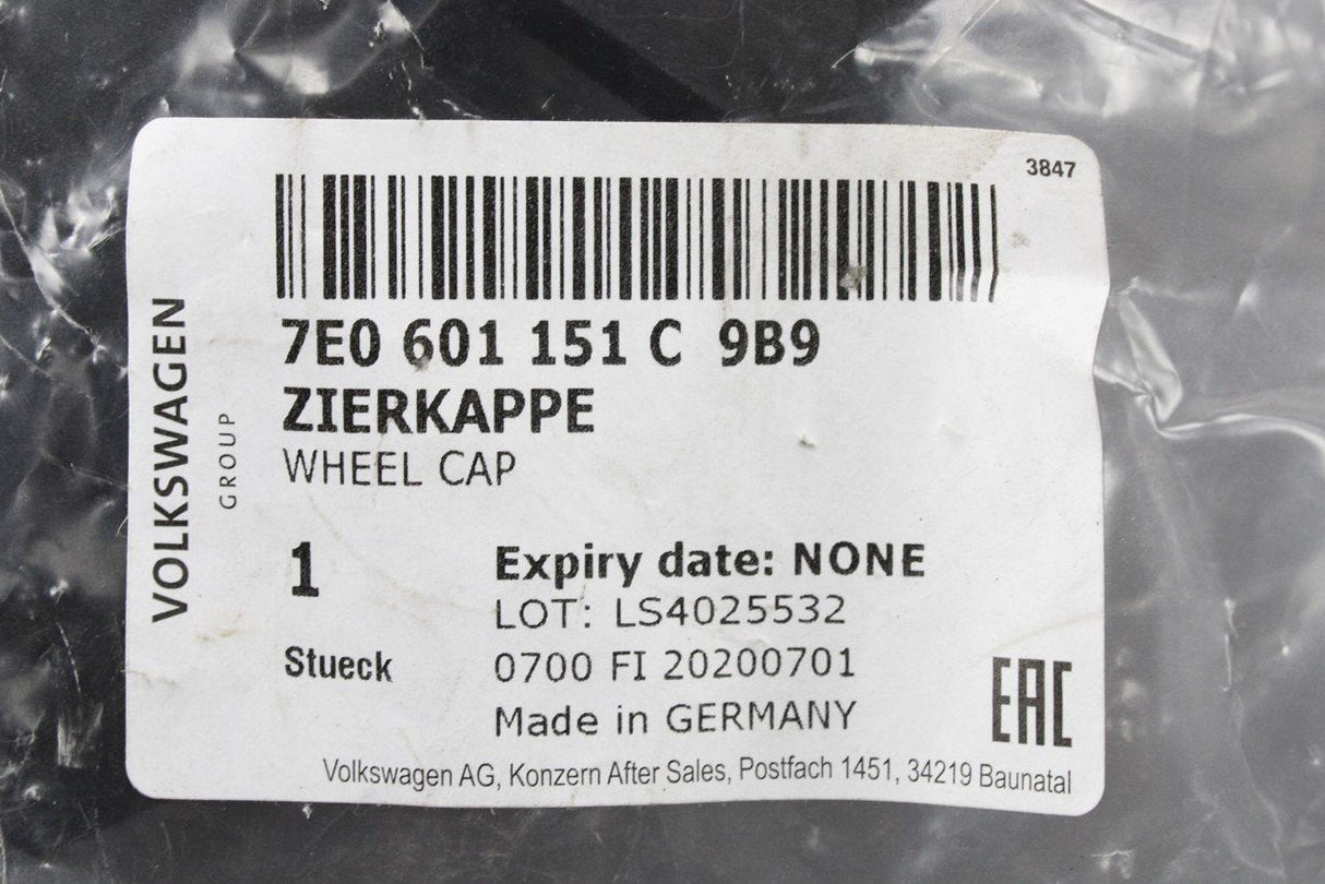 VW Transporter T6 T6.1 steel wheel centre cap (x1) 7E0601151C 9B9
