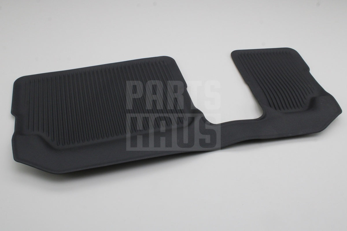 VW Tayron 2025-on RHD all weather floor mats set (7 seats) 57L061511 82V