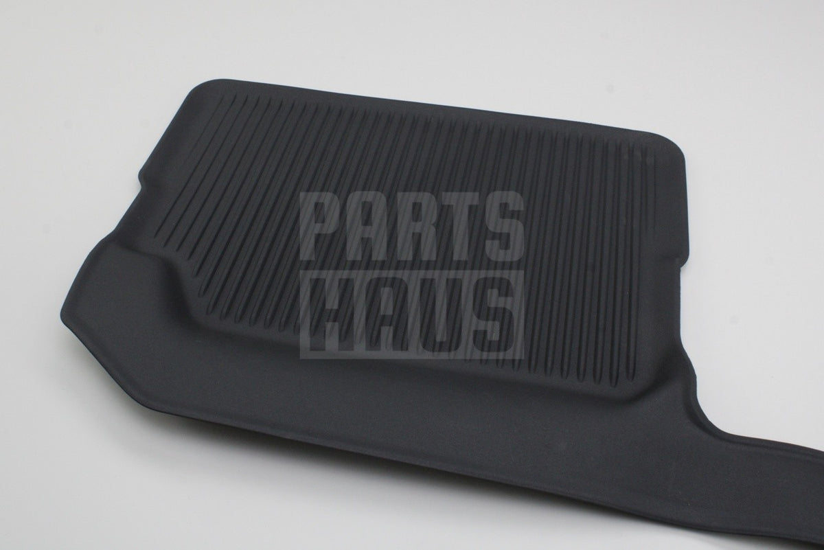 VW Tayron 2025-on RHD all weather floor mats set (7 seats) 57L061511 82V