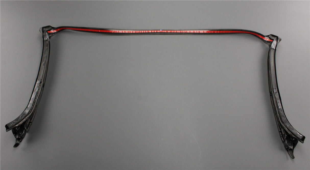 VW Beetle Cabriolet 13-19 windscreen top roof rubber seal 5C3871409C 5AP