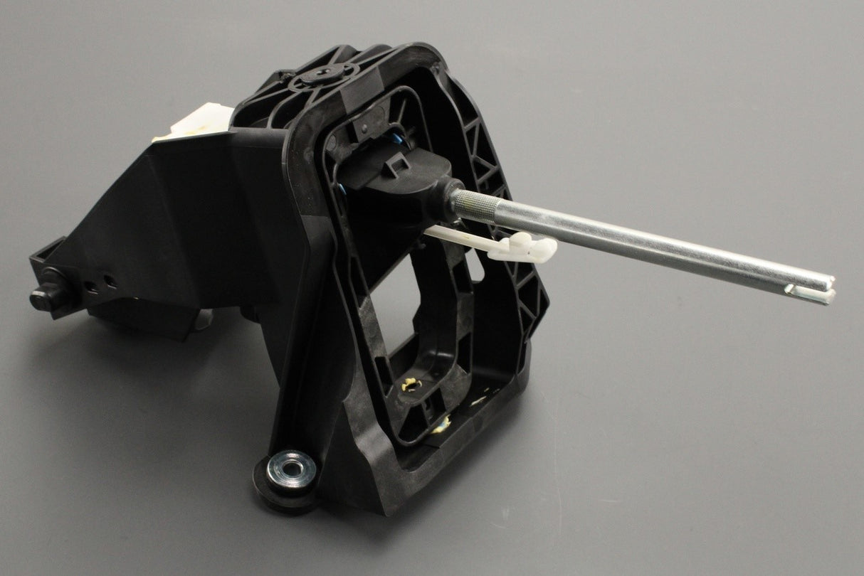 VW Transporter California T6.1 manual gear selector mechanism 7LA711025