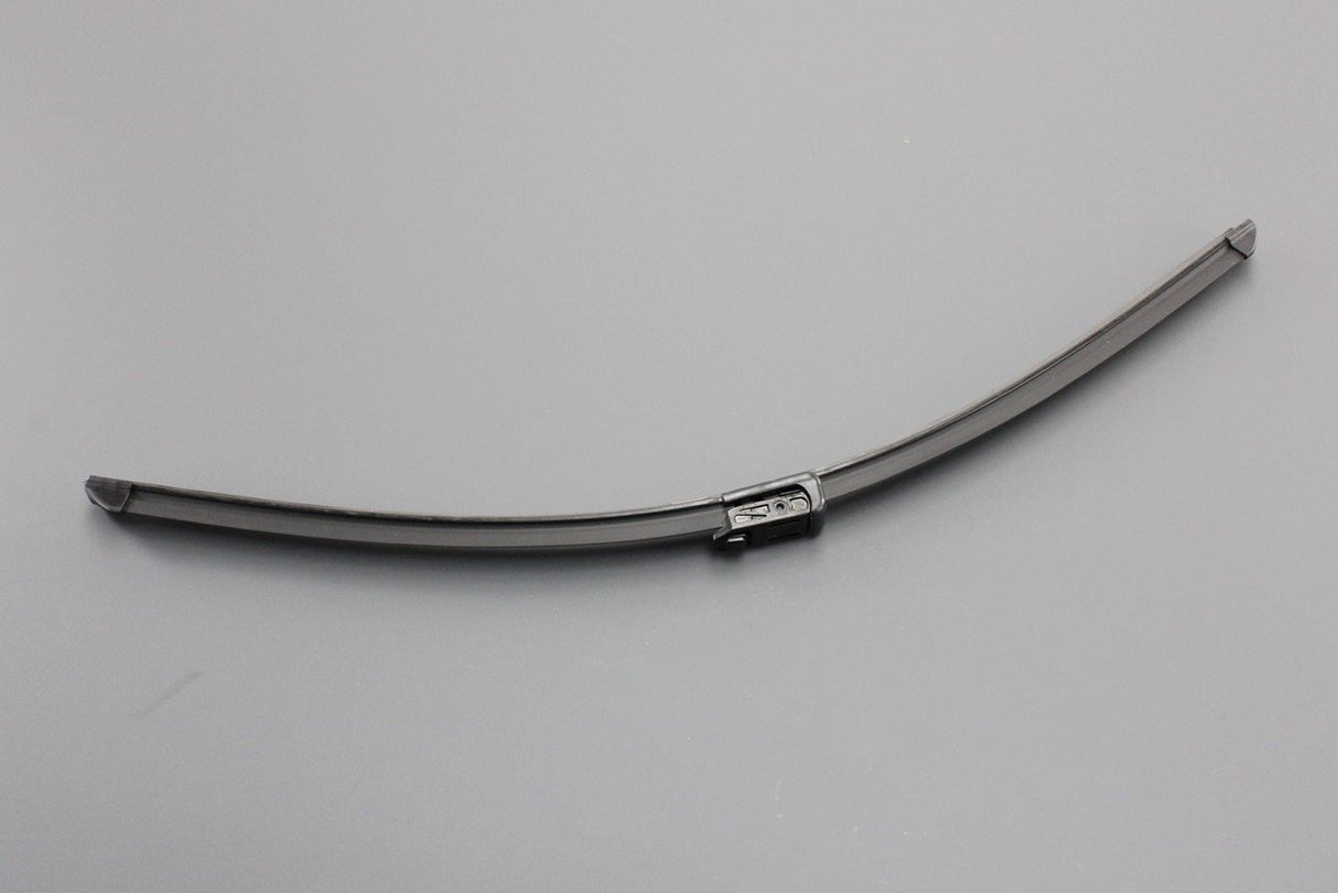 VW Golf Cabriolet 2012-2016 aero wiper blade (front right) 5K7955426A