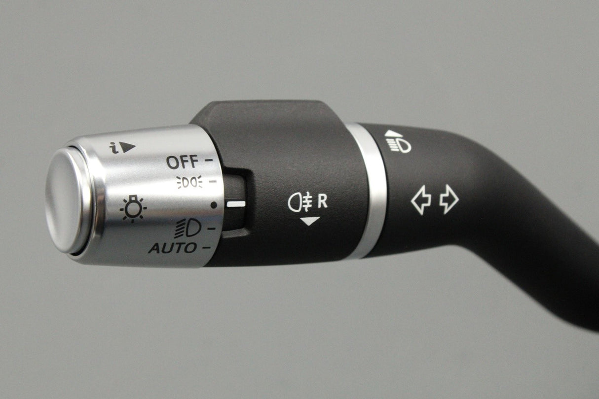 Land Rover Range Rover steering column switch assembly LR129186