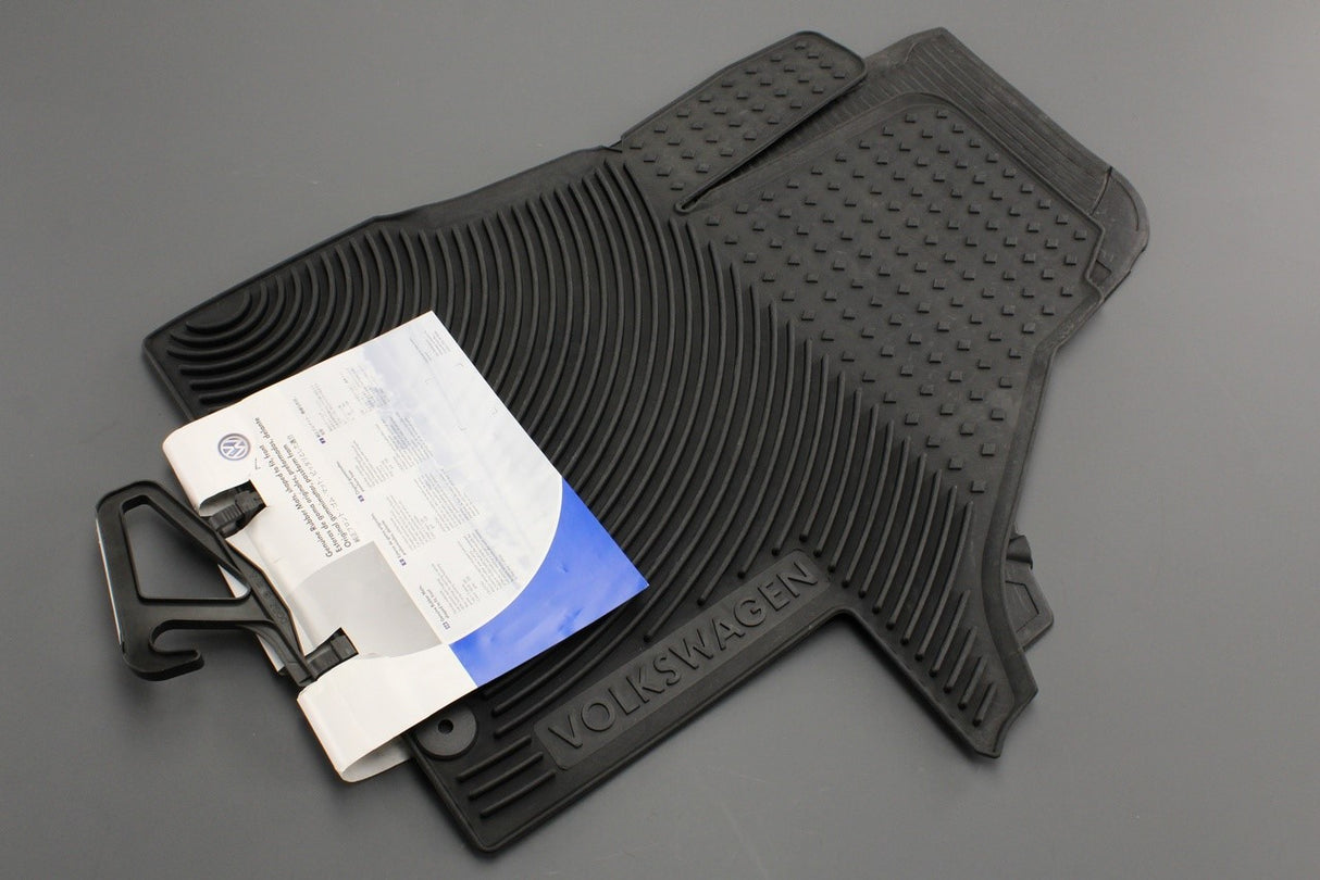 VW Transporter T5.1 T6 RHD all weather floor mats (front) 7H2061551B 041