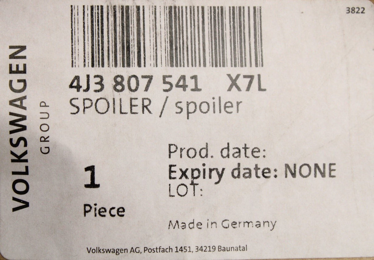 Audi e-tron GT 2021-on front bumper lower splitter trim 4J3807541 X7L