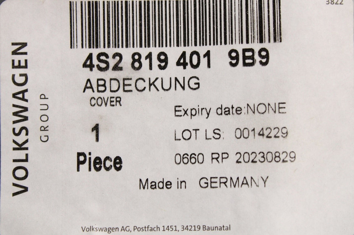 Audi R8 2016-on RHD wiper rain cover scuttle panel 4S2819401 9B9