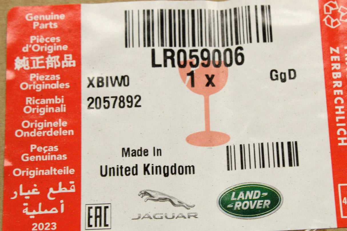 Land Rover Discovery Sport 2015-on rear door trim panel (right) LR059006