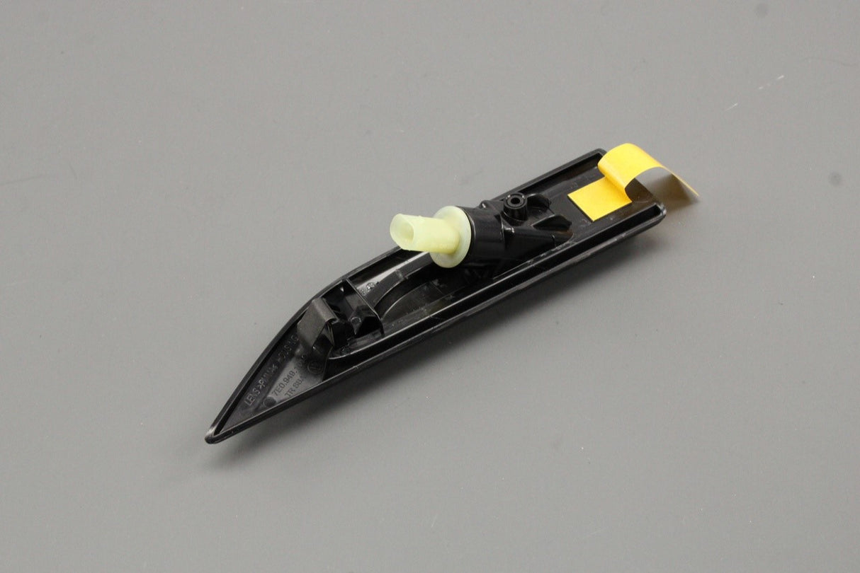 VW Transporter 2016-19 front wing indicator lens (left) 7E0949101D 9B9