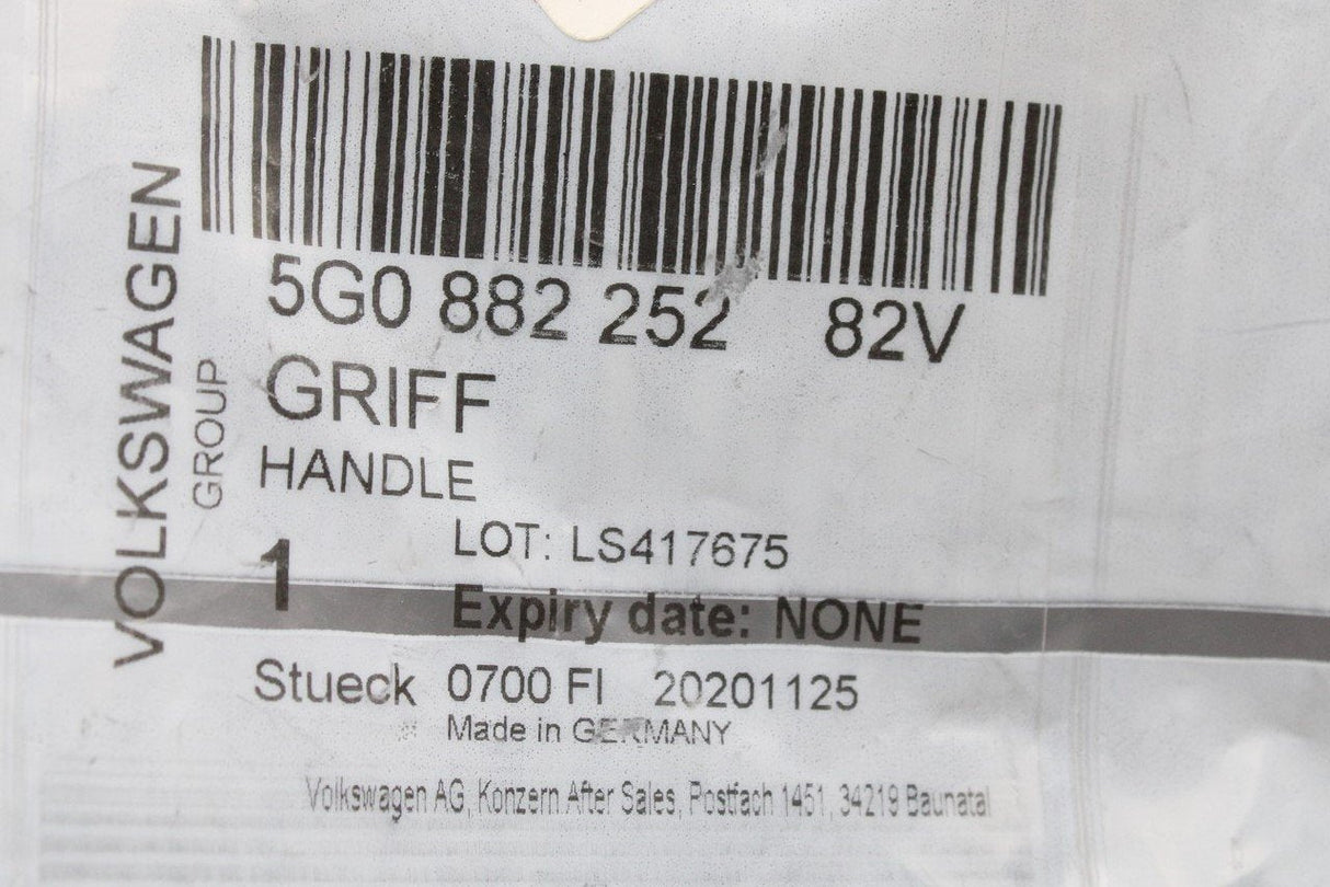 VW Golf MK7 MK7.5 front seat height adjust handle (right) 5G0882252 82V