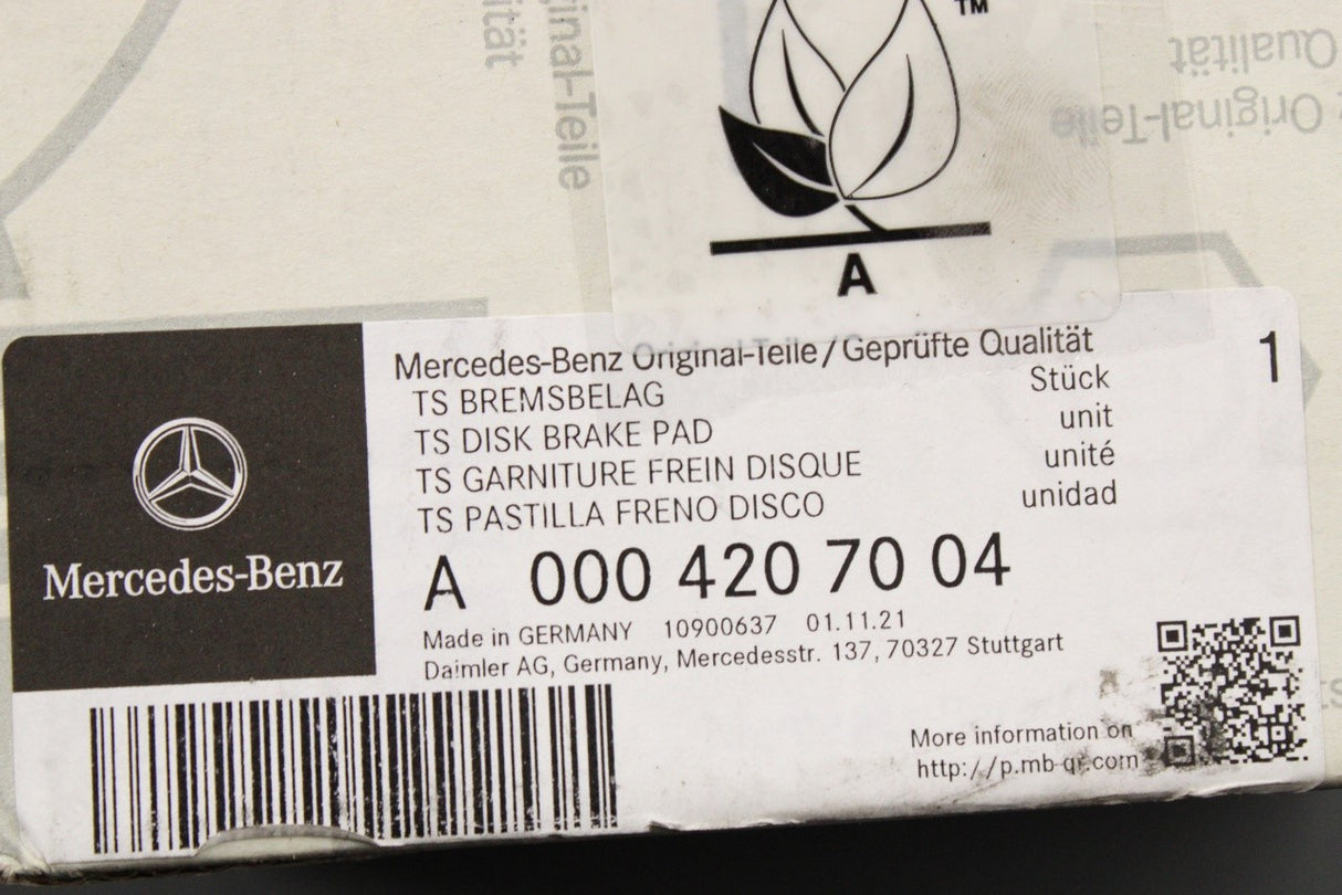 Mercedes-Benz R63 AMG brake pads (rear) A0004207004