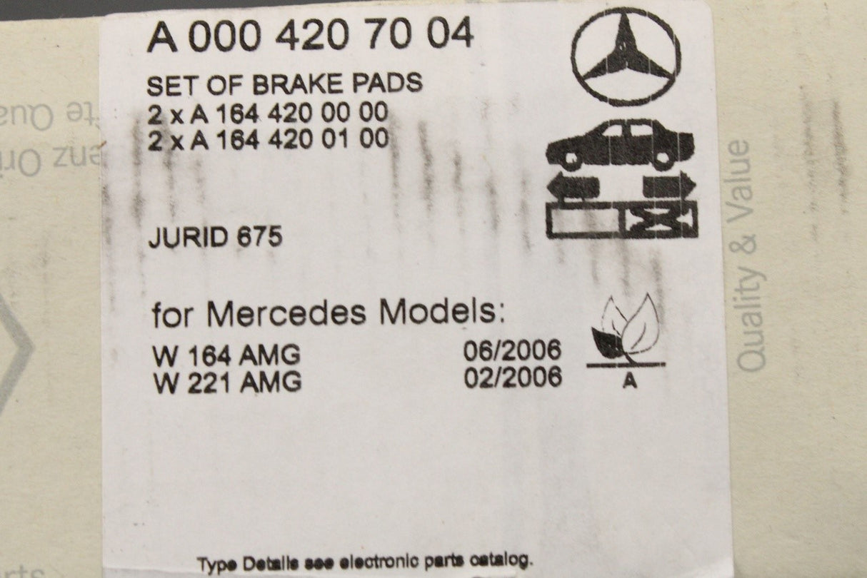 Mercedes-Benz R63 AMG brake pads (rear) A0004207004