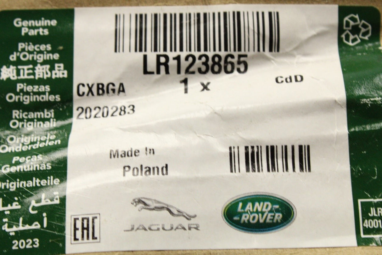 Range Rover Velar 2017-on retractable parcel shelf cover LR123865