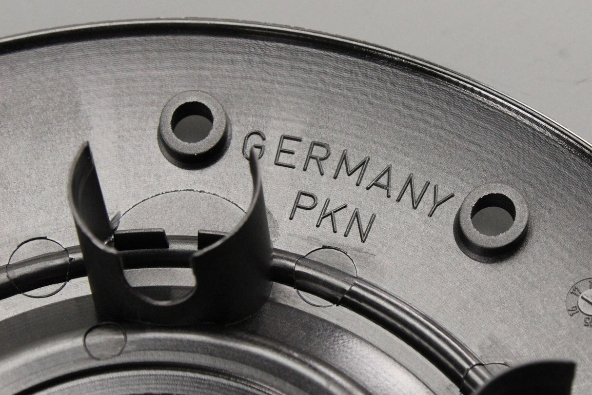 VW Transporter T5 T5.1 steel wheel centre cap (x1) 7H0601151C 9B9