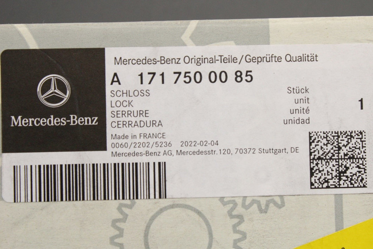 Mercedes-Benz E-Class boot lid lock A1717500085