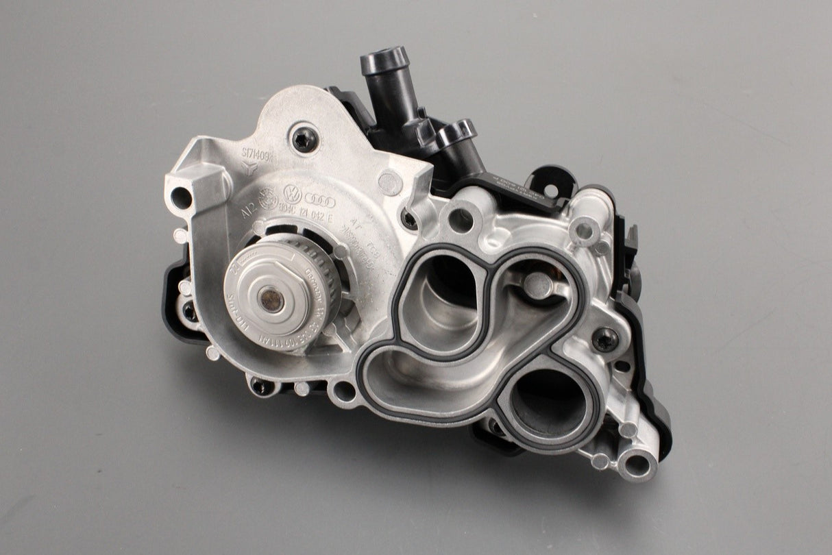 VW Up! Polo 6C Audi A3 SEAT Skoda 1.0 TSI coolant water pump 04C121600P