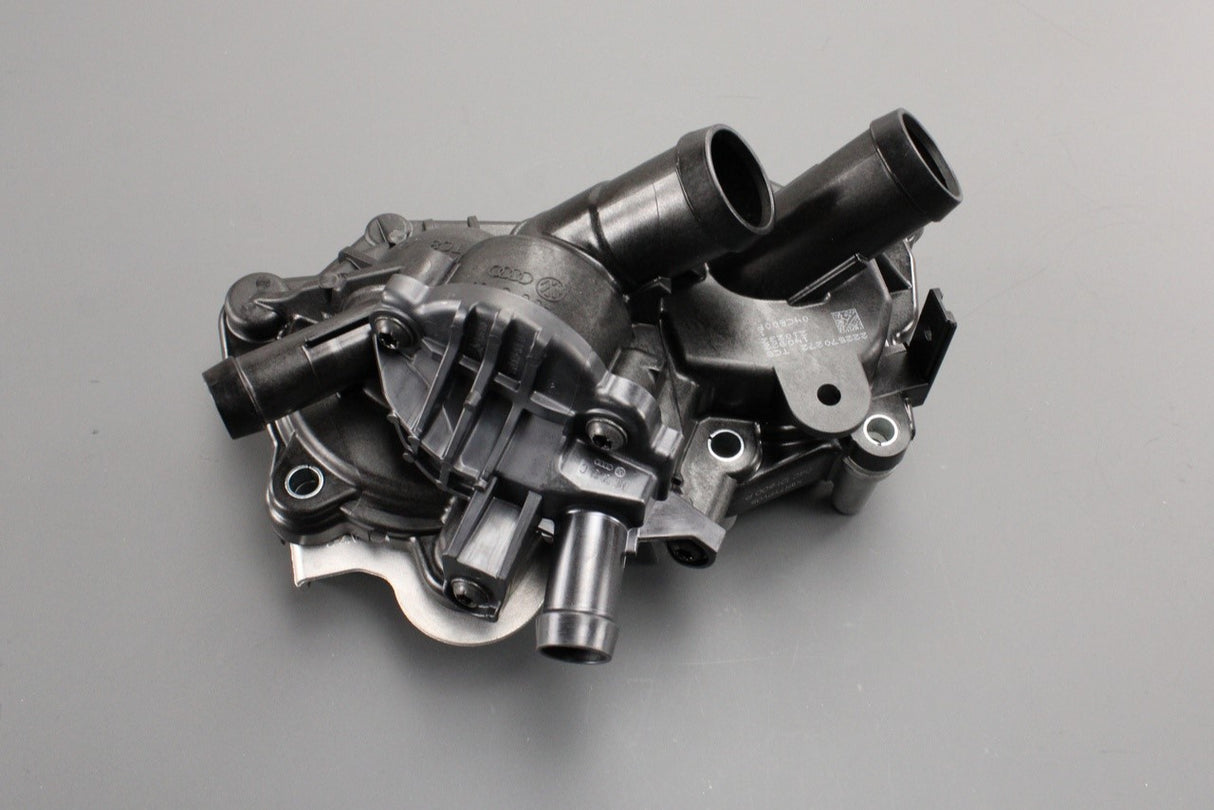 VW Up! Polo 6C Audi A3 SEAT Skoda 1.0 TSI coolant water pump 04C121600P