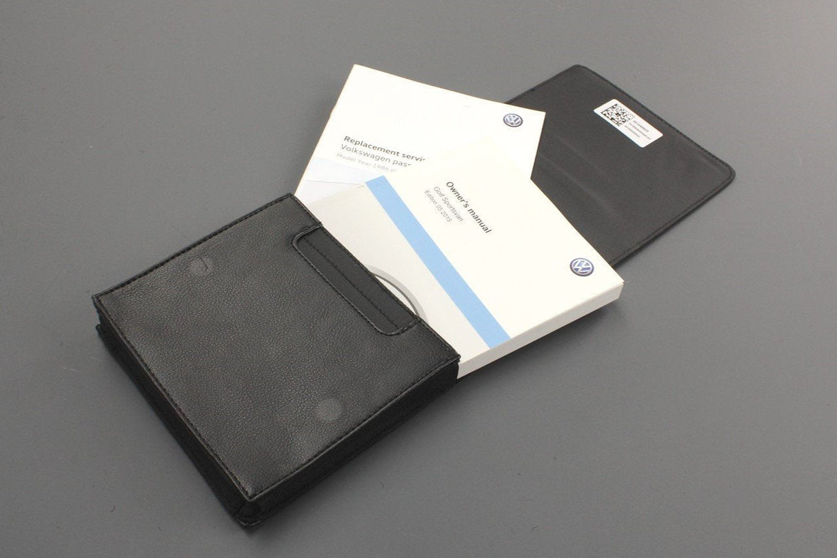 VW Golf SV Sportsvan 2014-21 owners manual service book wallet A510A0020