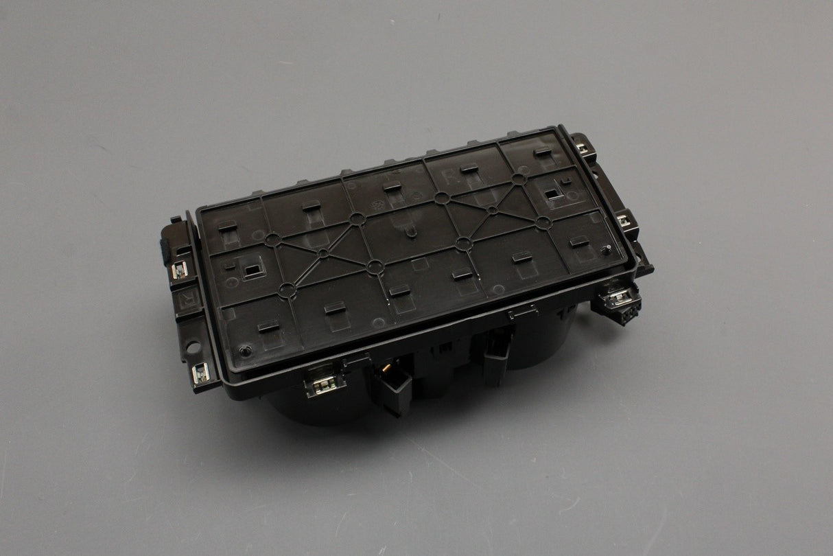 Audi Q8 RS8 2019-on centre console cup holders 4M8862533D 4PK