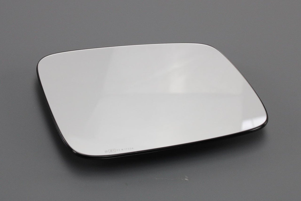 VW Transporter T4 1991-04 exterior wing mirror glass (right) 701857522J