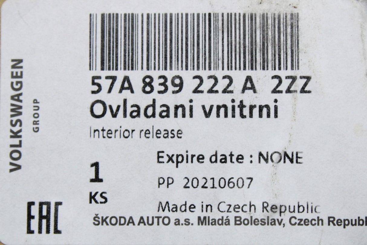 Skoda Karoq 2018-on rear interior door handle (right) 57A839222A 2ZZ