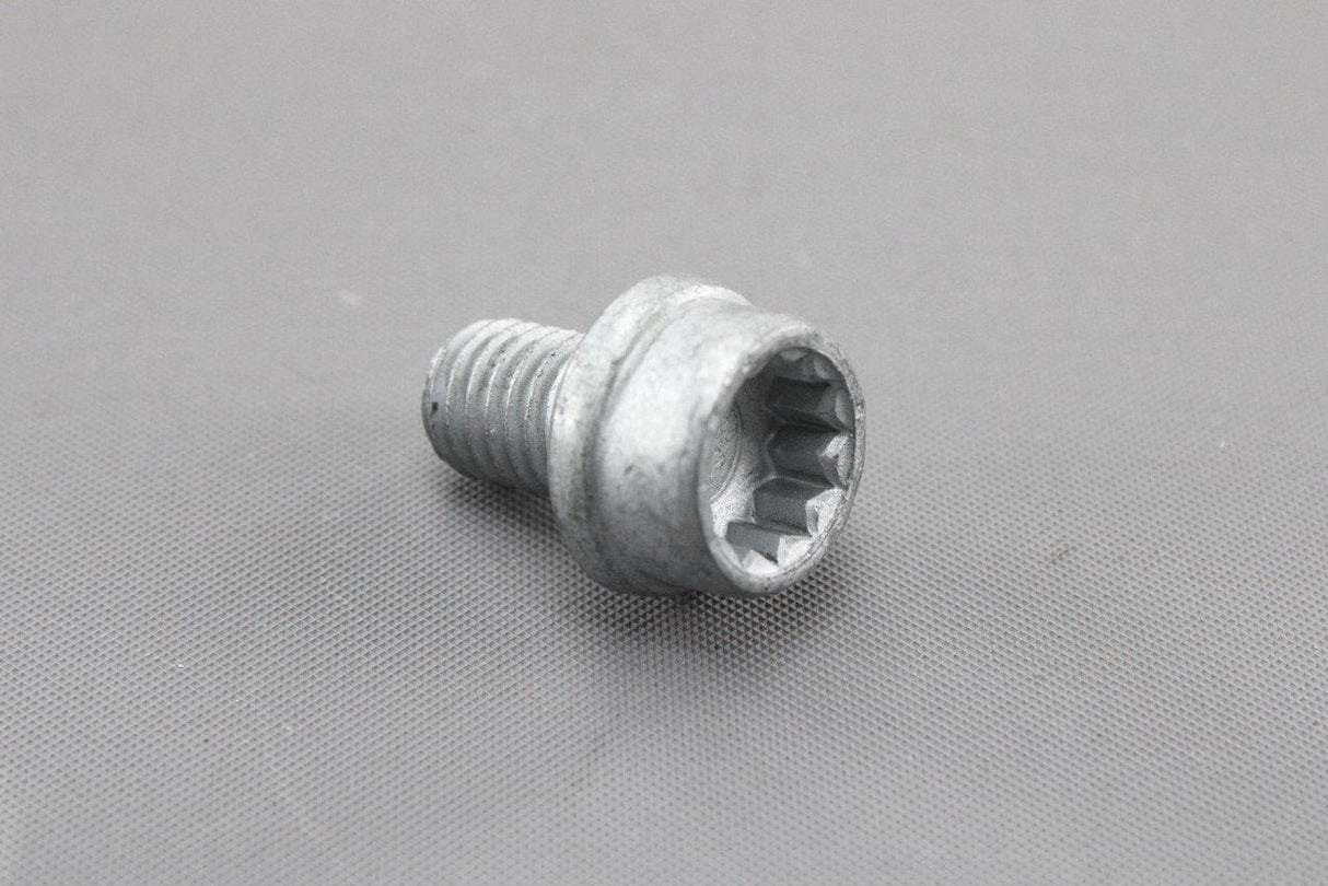 VW Audi pulley water pump steering M8x12 bolt (x1) N91052201