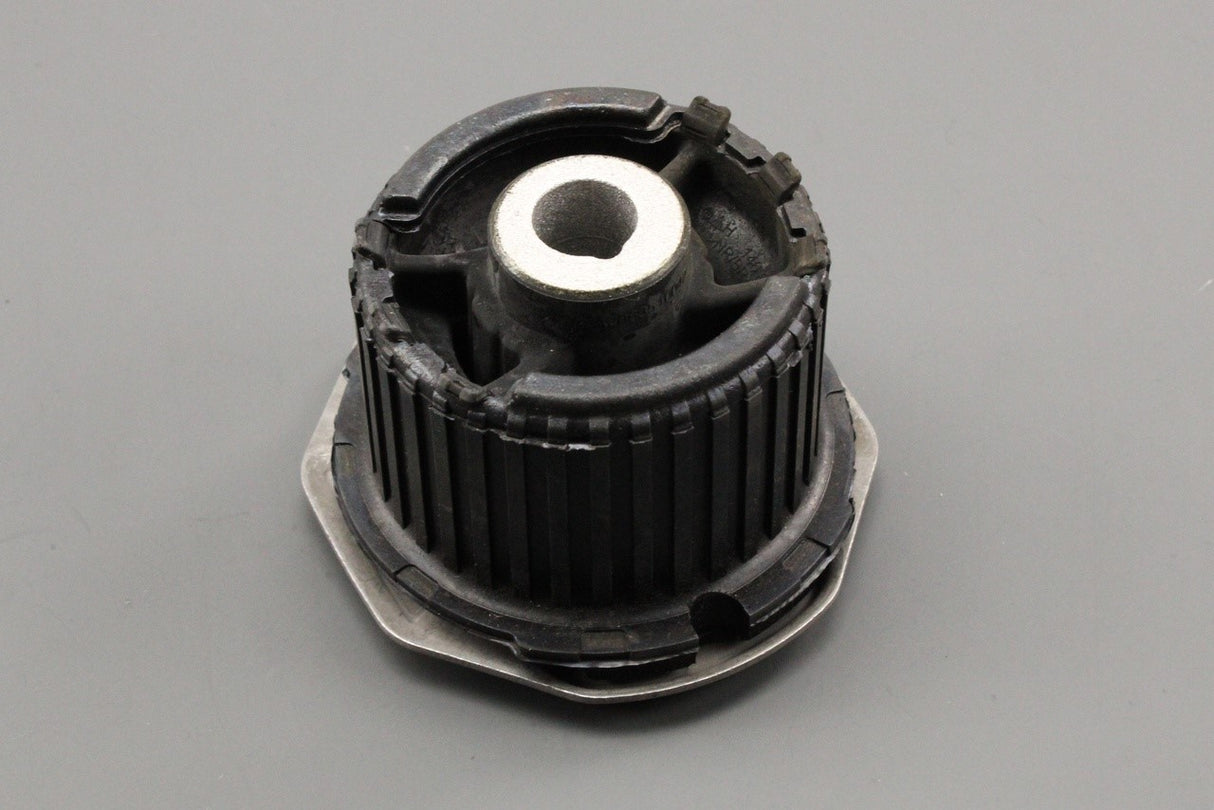 Mercedes-Benz C-Class W204 rear axle subframe bush (85mm) A2053510042