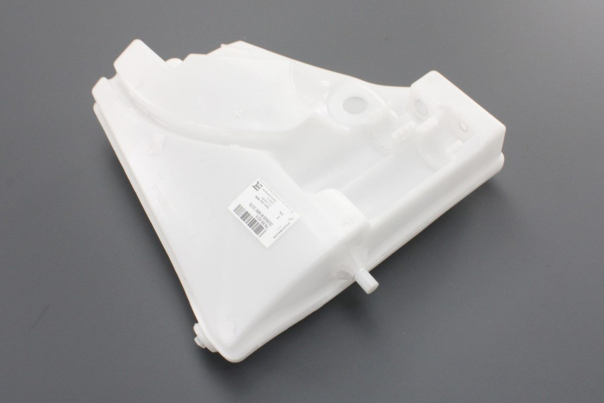 VW Touareg 7P 2011-18 windscreen washer bottle reservoir 7P0955453B