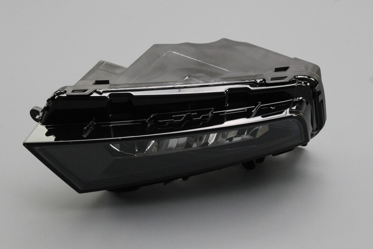 SEAT Leon 17-20 CUPRA Ateca 16-on front LED fog light (left) 575941699B