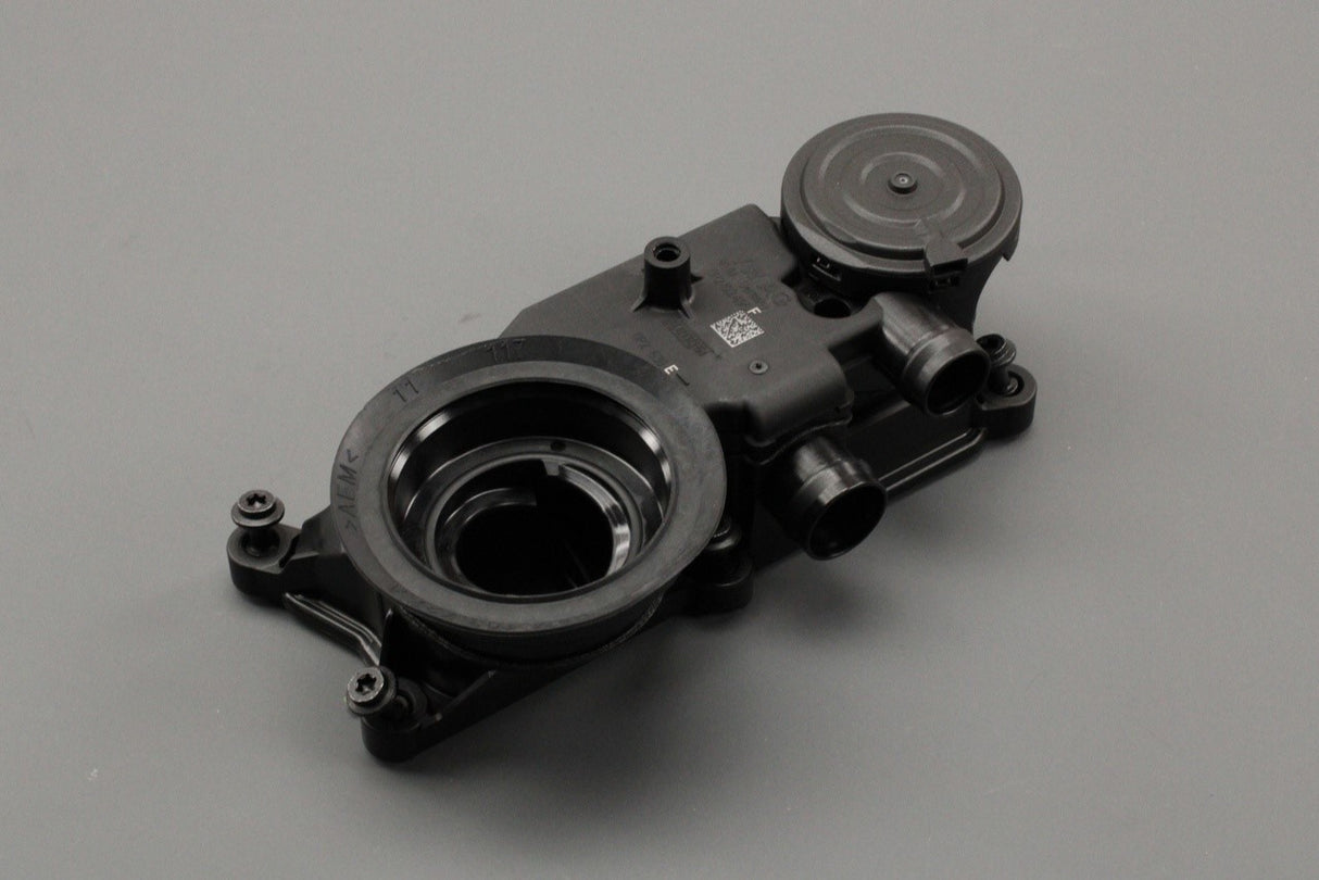 Bentley Bentayga Flying Spur engine oil separator (V8 Petrol) 0P2103495F