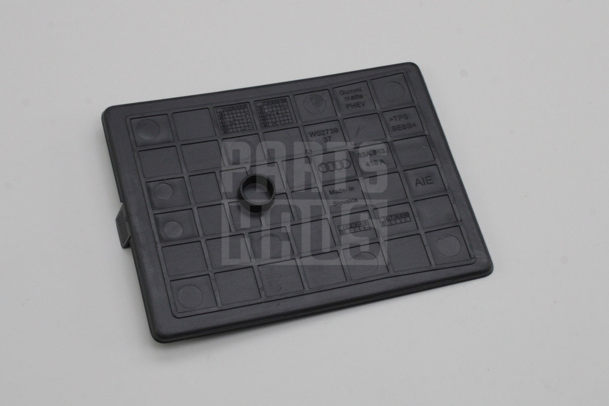 Audi Q3 SQ3 RSQ3 centre armrest storage compartment insert 83A863416A