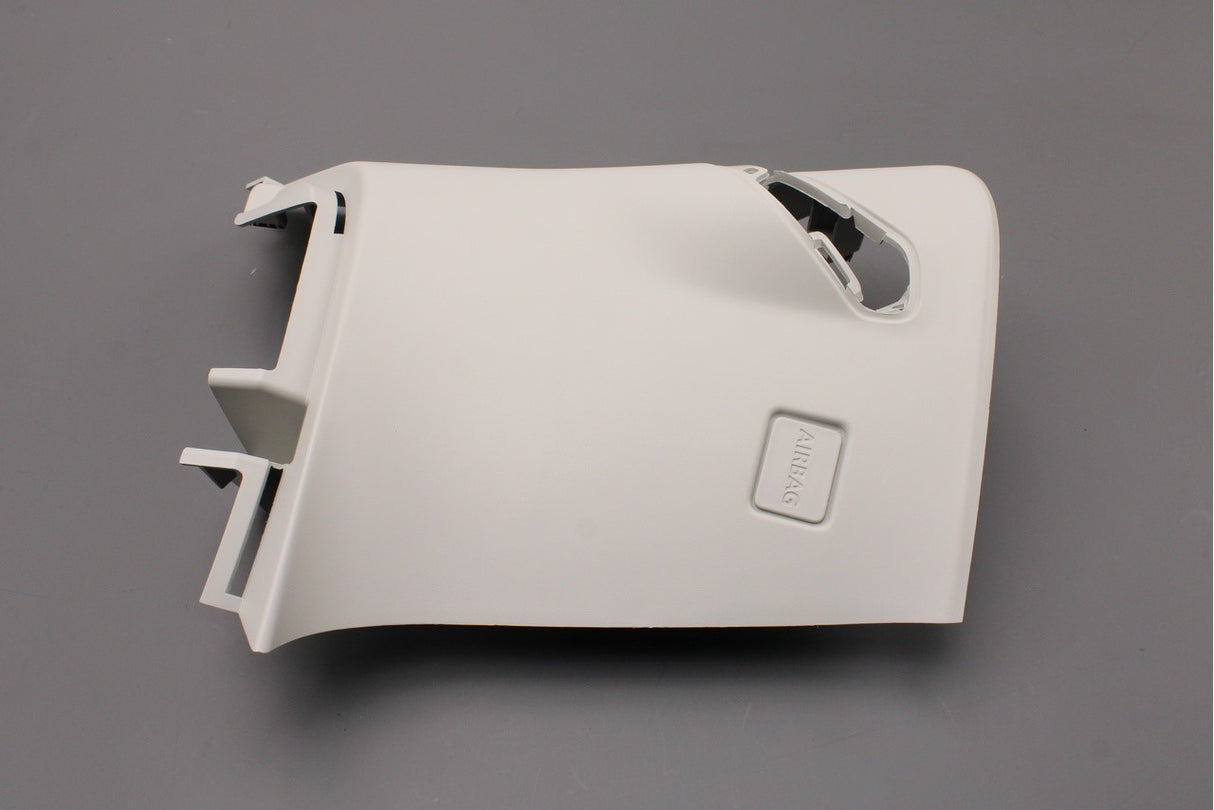 Land Rover Discovery Sport 15-on interior d-pillar trim (left) LR060542