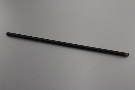 Mercedes-Benz Vito front window aperture seal (outer left) A6397200424