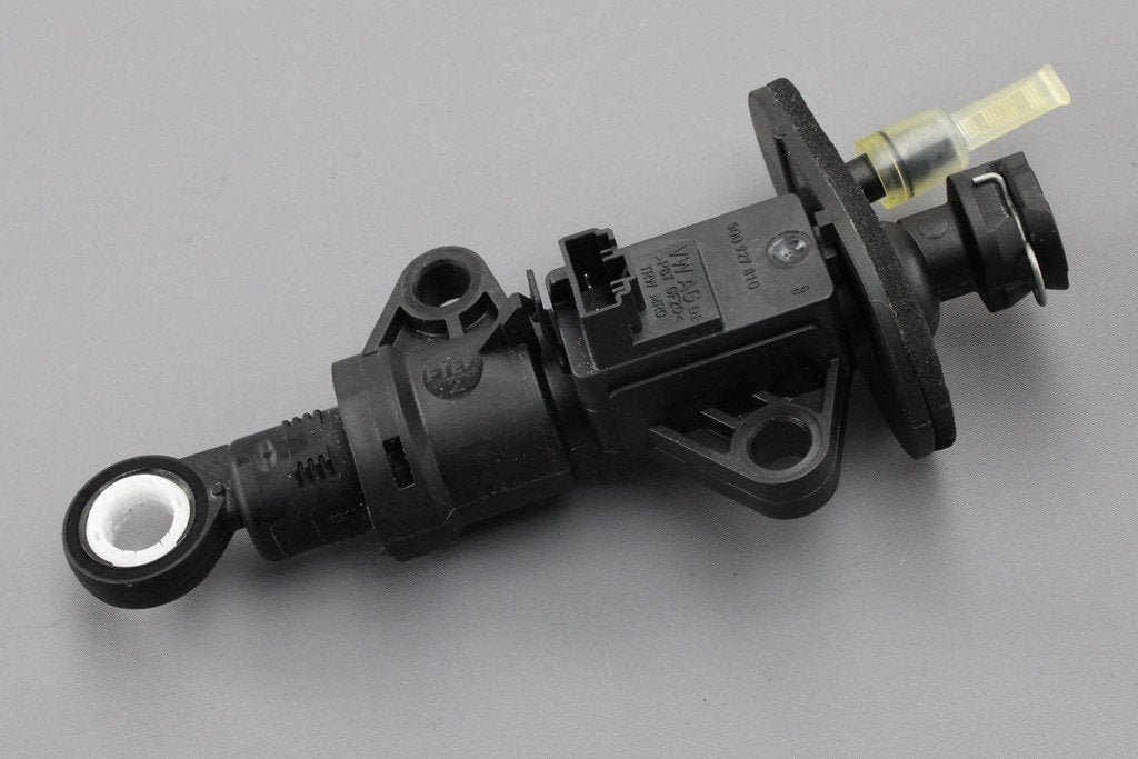 VW Skoda SEAT Clutch master cylinder with start-stop switch 5Q0721388H