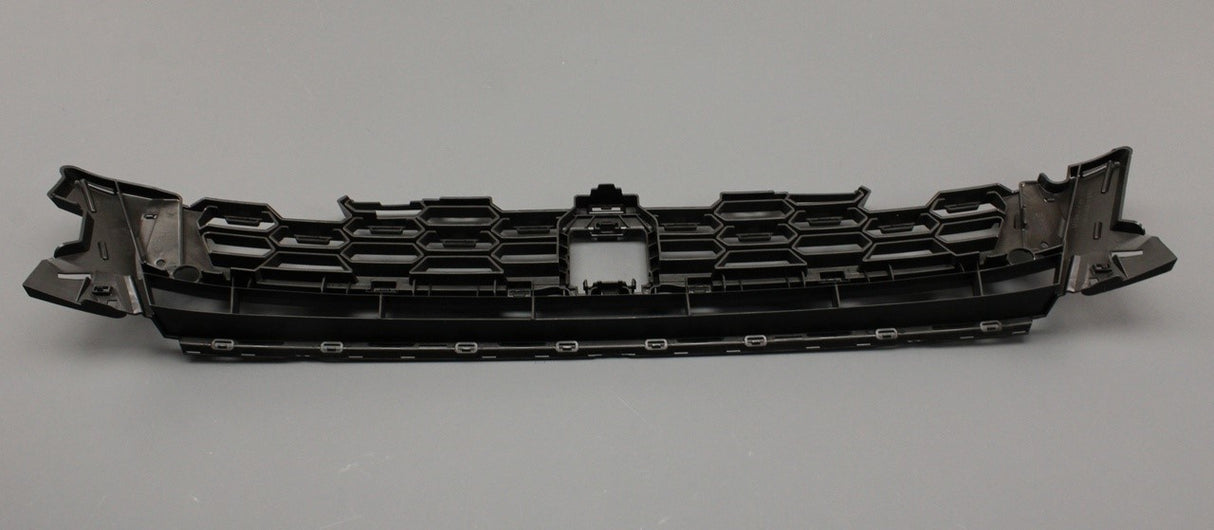 Audi A3 2020-on front bumper grille (lower, centre) 8Y0807647A 9B9