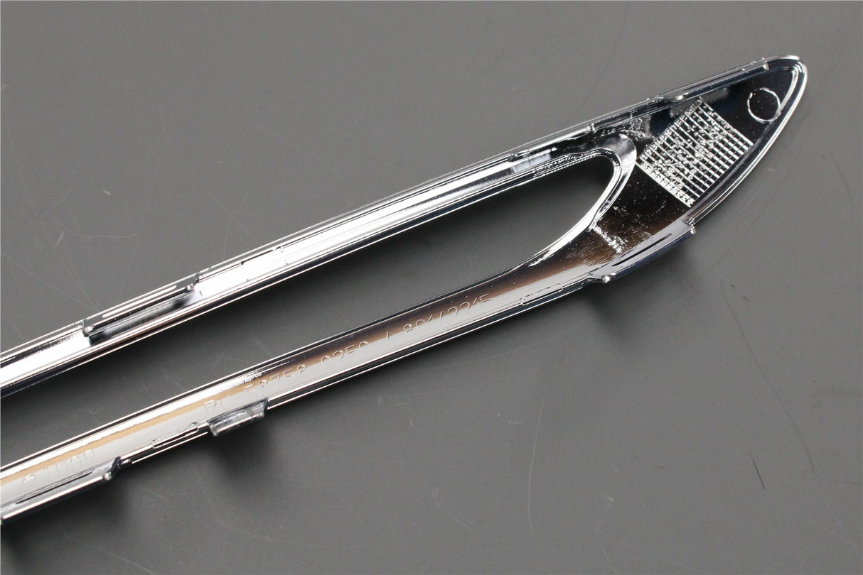 Mercedes-Benz GLE front radiator grille trim (right) A292888028564